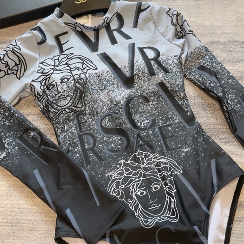 Versace Monochrome Medusa Print Bodysuit size M